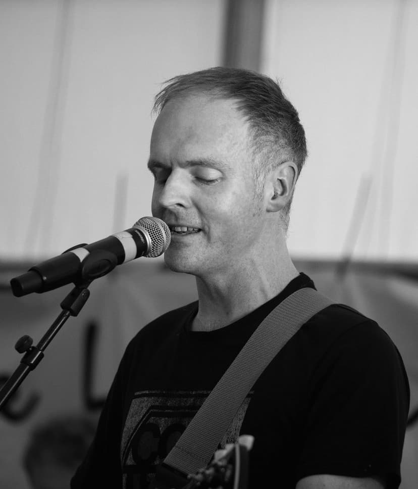 Simon profile photo